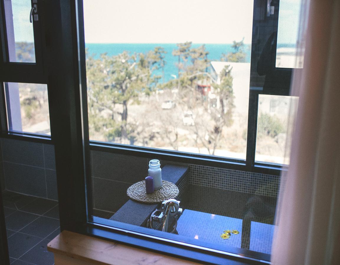 Jeju Feel Pension Exterior photo